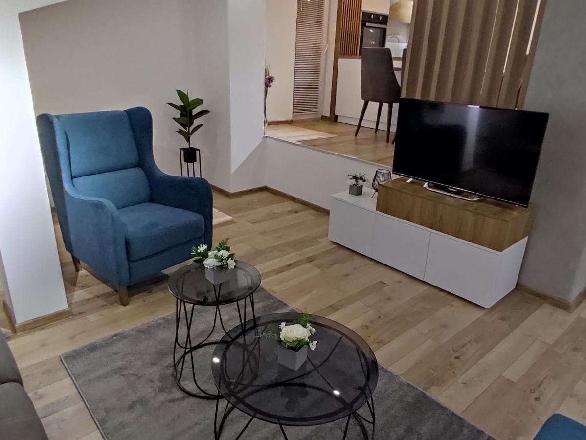 Апартаменты Sky Luxury Аранделовац Экстерьер фото