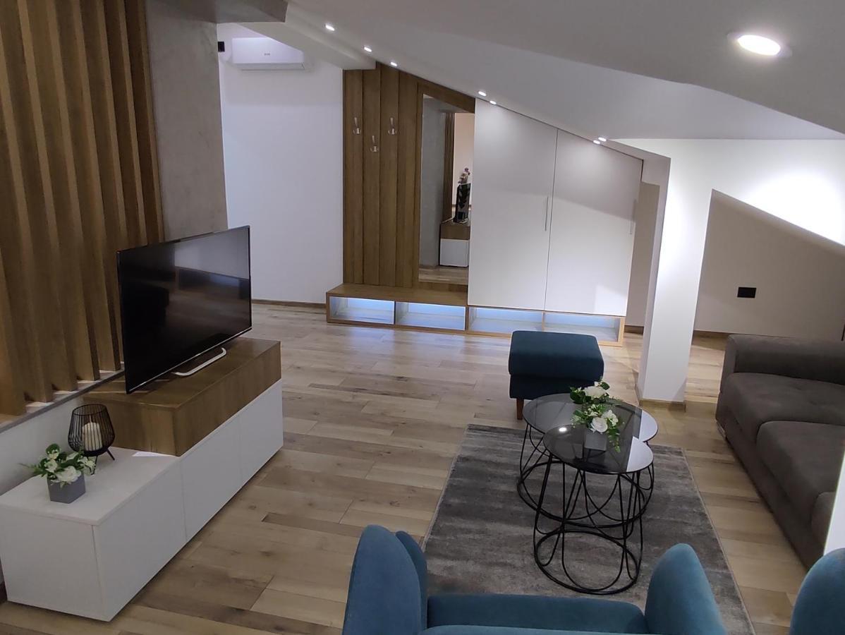 Апартаменты Sky Luxury Аранделовац Экстерьер фото